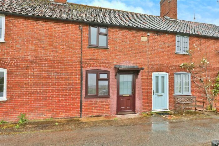 2 Bedroom Character Property For Sale In Chimney Street, Castle Acre, King'S Lynn, PE32