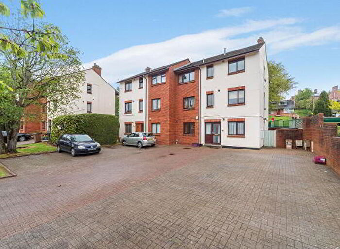 2 Bedroom Apartments For Sale In Upper Malone Road, Belfast, BT9