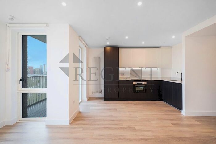 1 Bedroom Flat To Rent In Silverleaf House, Heartwood Boulevard, W3