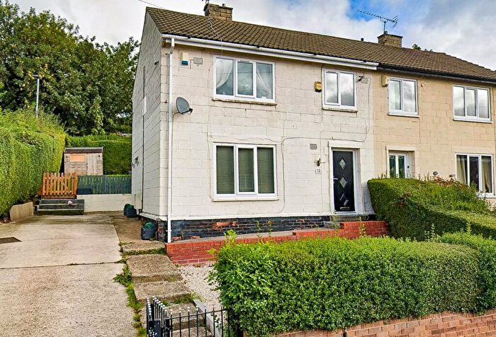 3 Bedroom Semi-Detached House To Rent In Skelton Avenue, Mapplewell, Barnsley, S75