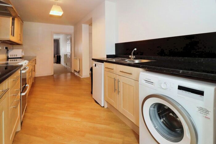 5 Bedroom House For Sale In Bush Avenue, Little Stoke, Bristol, Gloucestershire, BS34