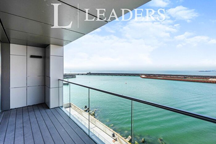 2 Bedroom Flat To Rent In Sirius, The Boardwalk, Brighton, BN2