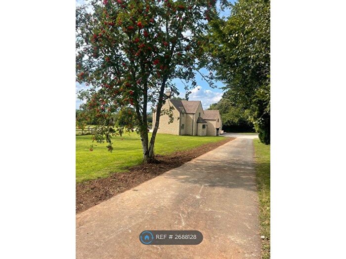 7 Bedroom Semi-Detached House To Rent In Moreton Road, Stow On The Wold, Cheltenham, GL54