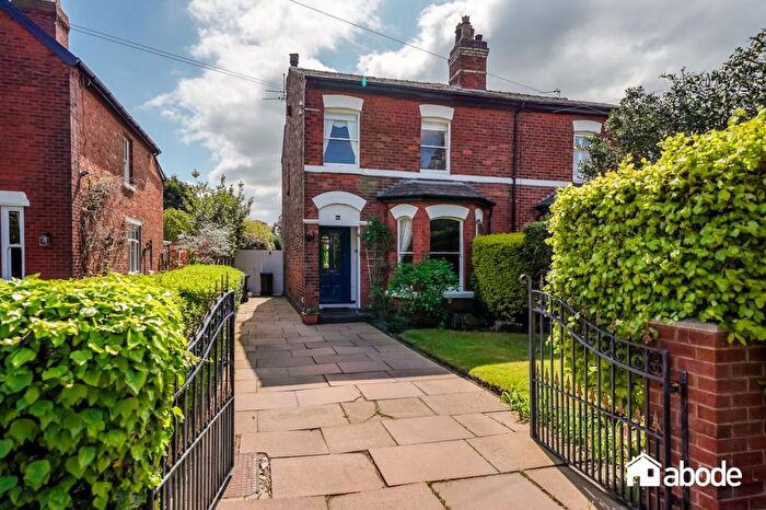 4 Bedroom Semi Detached House For Sale In Grange Lane, Formby, Liverpool, L37
