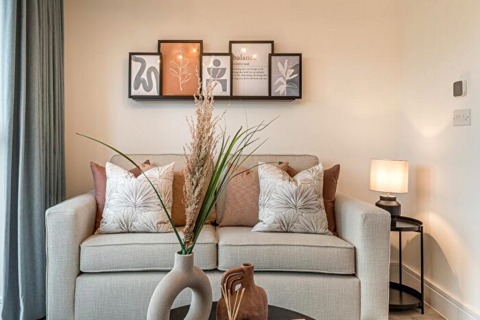 2 Bedroom Apartment To Rent In Leaf Living At Whiteley Meadows, SO30