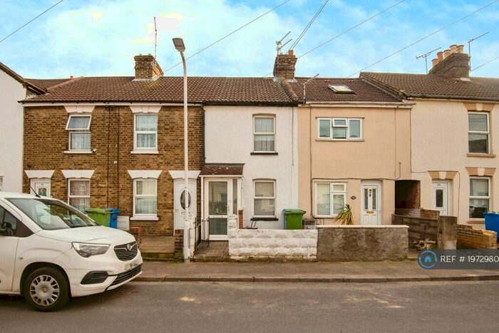 2 Bedroom Terraced House To Rent In Bayford Road, Sittingbourne, ME10