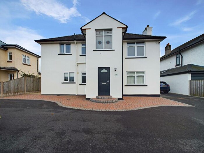 2 Bedroom Flat To Rent In Whiteclosegate, Carlisle, CA3