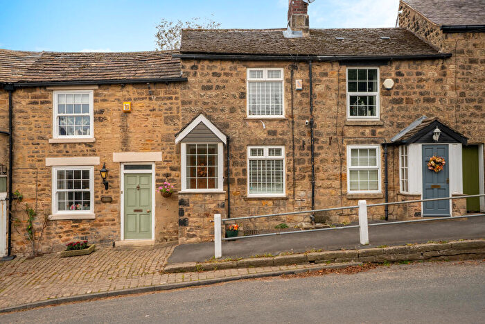 2 Bedroom Terraced House For Sale In Main Street, Thorner, LS14