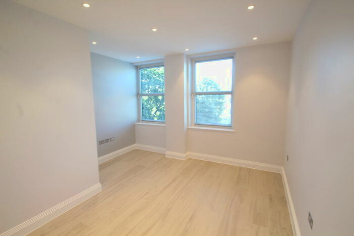 1 Bedroom Apartment To Rent In Holloway Road, Islington, London, N7