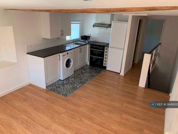 Studio To Rent In Chants Annexe, Shrewton, SP3