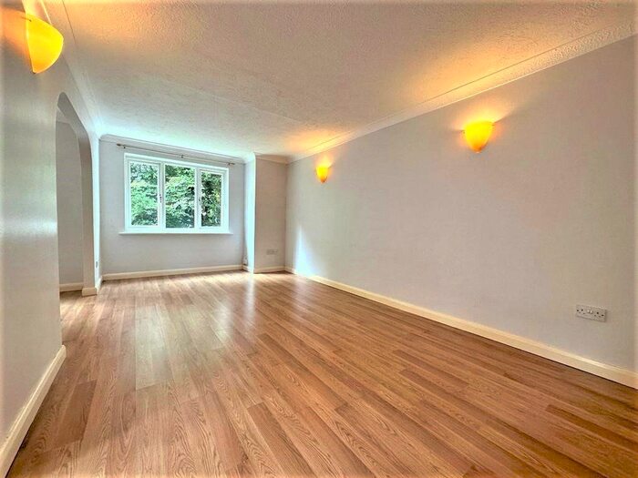 1 Bedroom Flat To Rent In Thornfield Green, Blackwater, Camberley, Hampshire, GU17