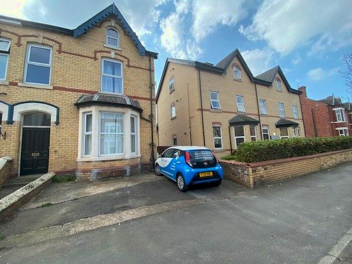 4 Bedroom Semi-Detached House To Rent In St. Andrews Road South, Lytham St. Annes, Lancashire, FY8