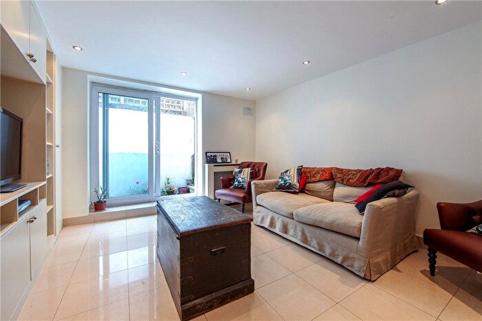 1 Bedroom Flat To Rent In Long Lane, London, SE1
