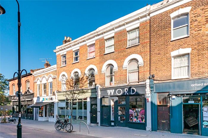 2 Bedroom Flat To Rent In Orford Road, Walthamstow, E17