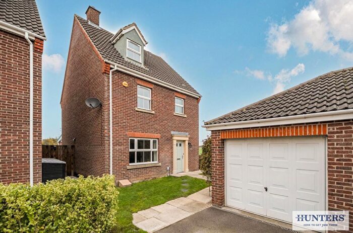 5 Bedroom Detached House For Sale In Kaye Drive, Osgodby, YO8