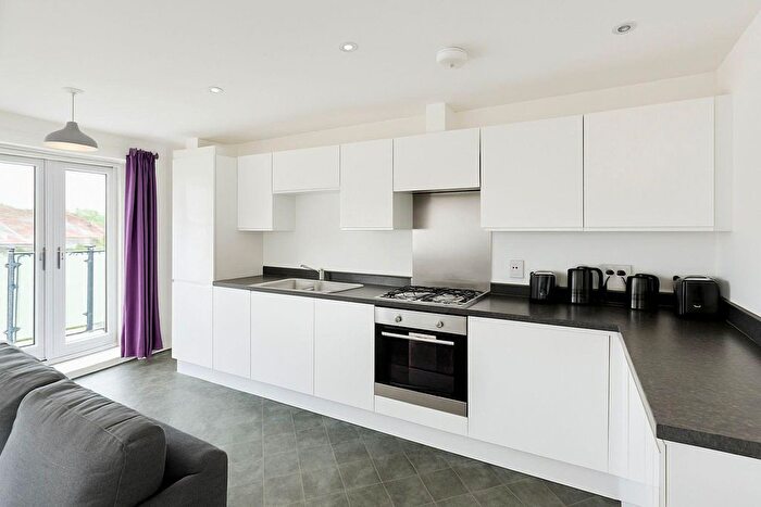 1 Bedroom Flat To Rent In Yoga Way, Worcester Park, KT4