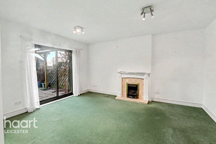 1 Bedroom Flat For Sale In Hawthorne Drive, Leicester, LE5