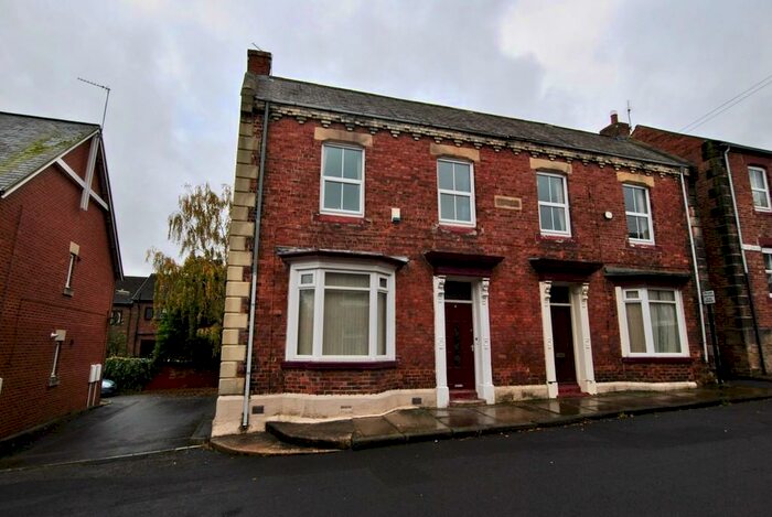 4 Bedroom Semi-Detached House To Rent In Douglas Villas, Durham, DH1