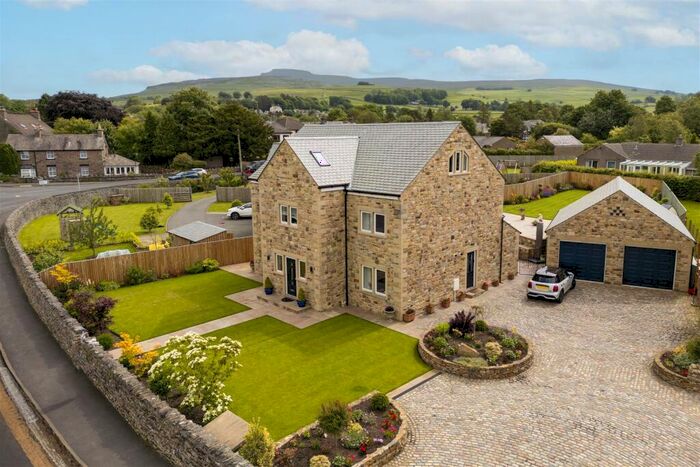4 Bedroom Detached House For Sale In Chimera, Main Street, Ingleton, LA6