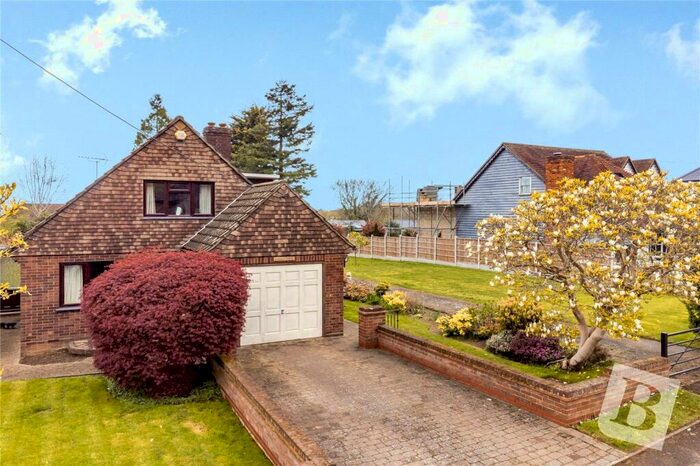 3 Bedroom Detached House To Rent In Westley Road, Langdon Hills, Basildon, Essex, SS16