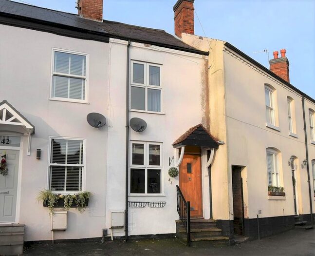3 Bedroom Terraced House To Rent In Church Street, Burbage, Hinckley, LE10