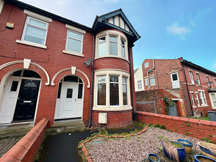 3 Bedroom End Of Terrace House For Sale In Ridgwood Avenue, Blackpool, FY3