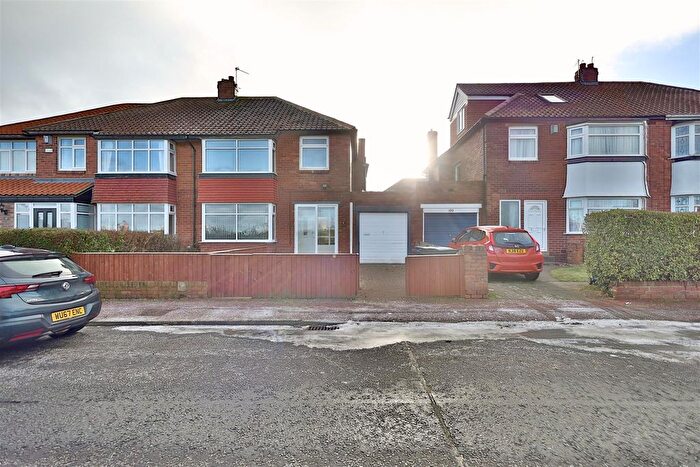 3 Bedroom Semi-Detached House To Rent In Southwood Gardens, Kenton, Newcastle Upon Tyne, NE3