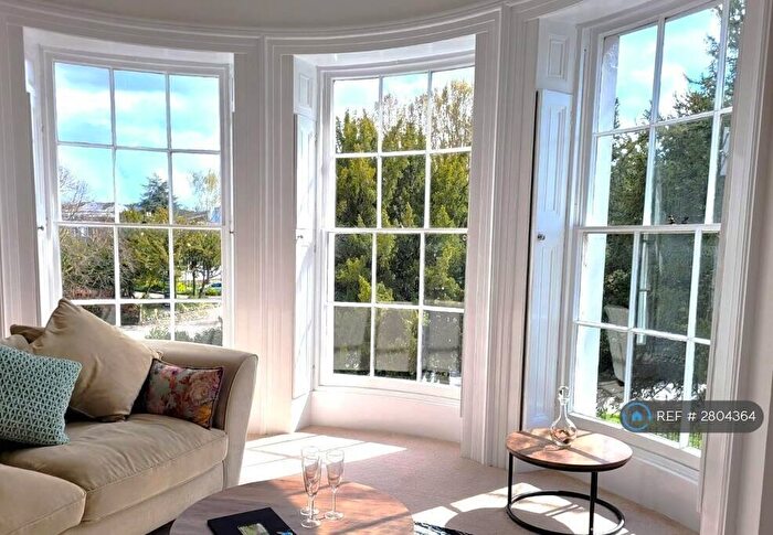 2 Bedroom Flat To Rent In Osbourne Lodge, Cheltenham, GL50