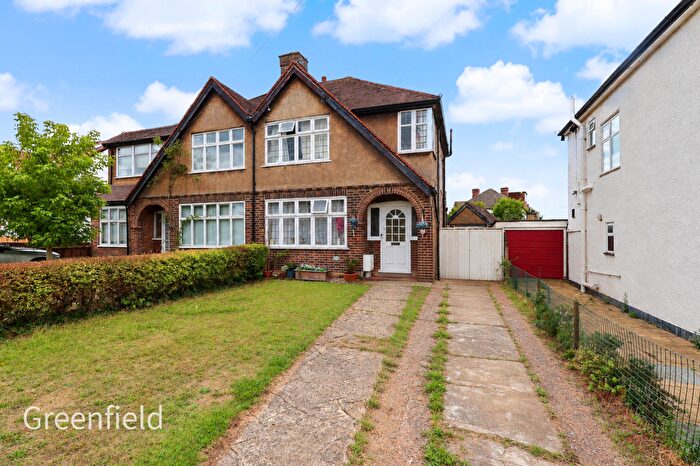 3 Bedroom Semi Detached House For Sale In Highfield Road, Surbiton, KT5