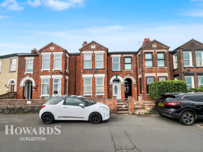 4 Bedroom Terraced House For Sale In Pier Plain, Gorleston, NR31
