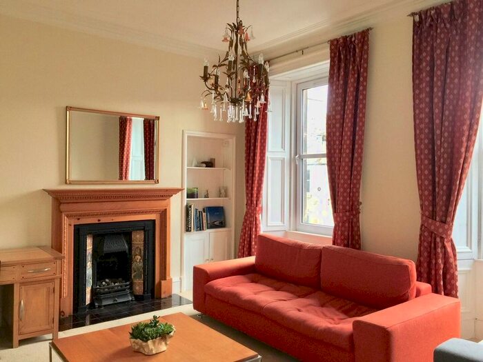 2 Bedroom Flat To Rent In Dryden Street, Edinburgh, EH7