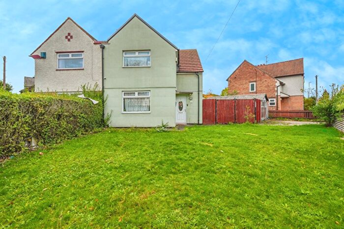 4 Bedroom Semi-detached House For Sale In Marlborough Road, Derby, DE24