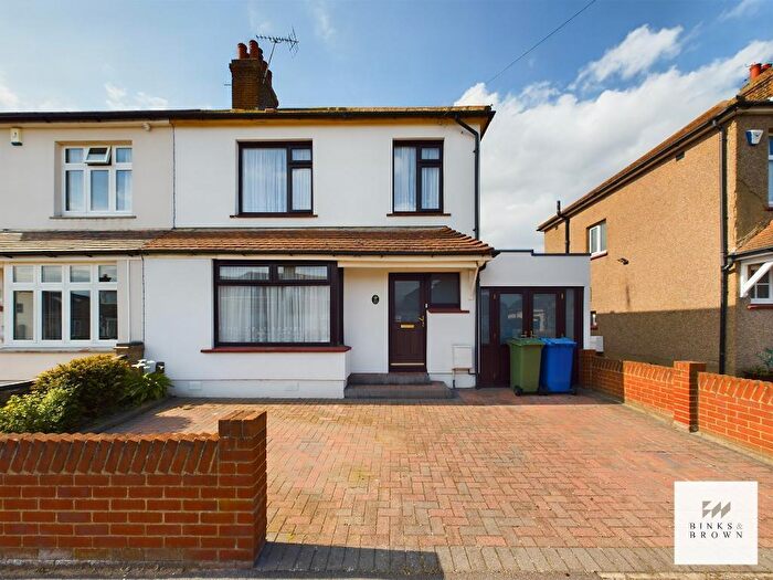 3 Bedroom Semi Detached House For Sale In King Edward Road, Stanford Le Hope, Essex, SS17