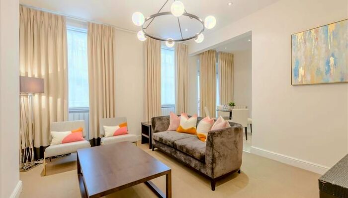 2 Bedroom Flat To Rent In Nottingham Place, London, W1U