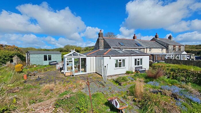 2 Bedroom Cottage For Sale In High Street, St. Austell, PL26