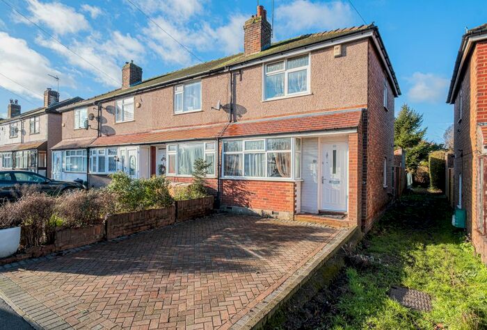 2 Bedroom End Of Terrace House To Rent In Woodrow Avenue, Hayes, UB4