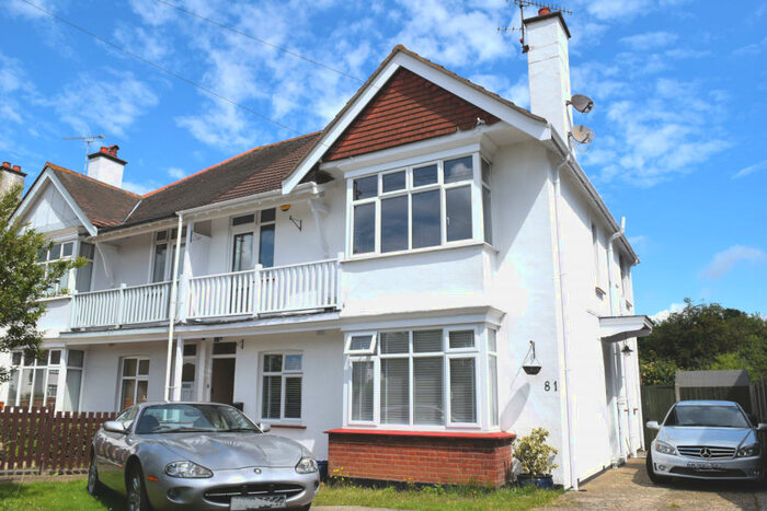 3 Bedroom Flat To Rent In Station Road, Thorpe Bay, SS1