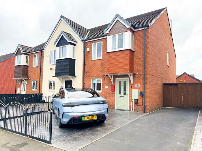3 Bedroom End Terrace House For Sale In Harrington Road, Redcar, TS10