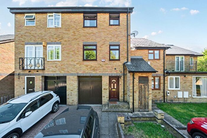 5 Bedroom House For Sale In Surrey Water Road, Canada Water, London, SE16