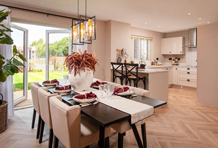 4 Bedroom Detached House For Sale In Tillet Way, Norwich, Norfolk, NR13