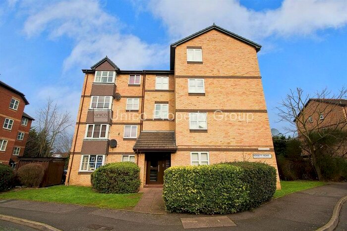 1 Bedroom Flat To Rent In Toulouse Court, Rossetti Road, London, SE16