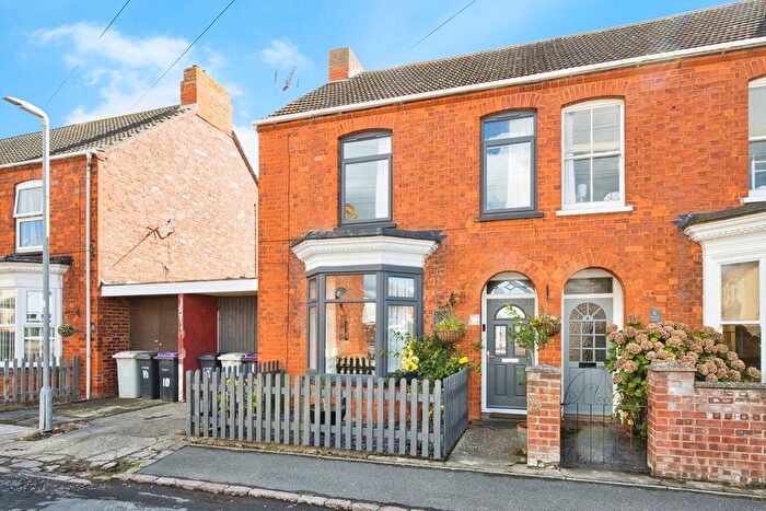 3 Bedroom Semi-Detached House For Sale In Moreland Avenue, Sutton-On-Sea, Mablethorpe, LN12