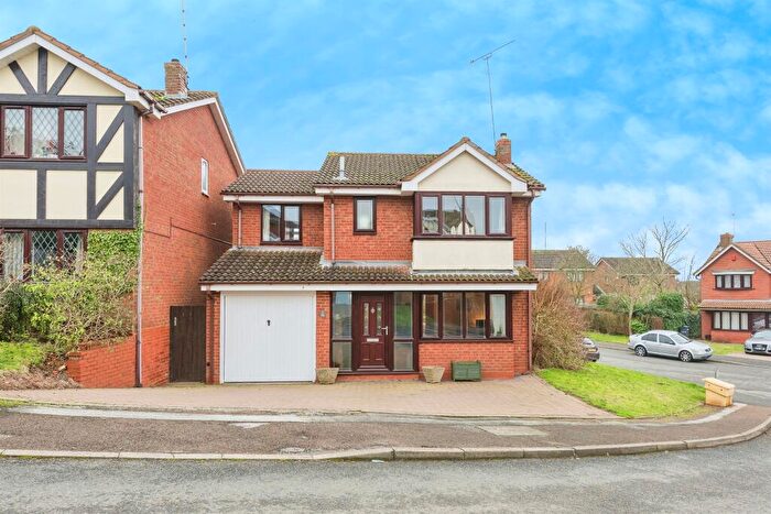 4 Bedroom Detached House For Sale In Potter Close, Birmingham, B23