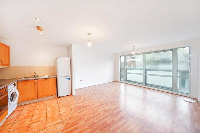 2 Bedroom Apartment To Rent In The Theatre Buildings, E3