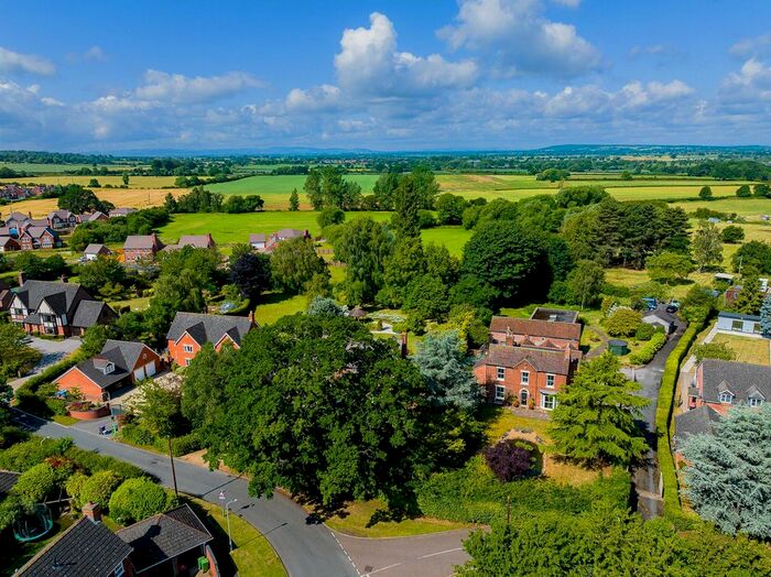 5 Bedroom Detached House For Sale In Bratton Road, Bratton, Telford, TF5