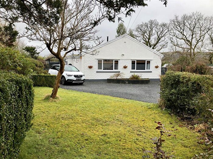 2 Bedroom Detached Bungalow For Sale In Highfield Road, Twyn, Ammanford, SA18