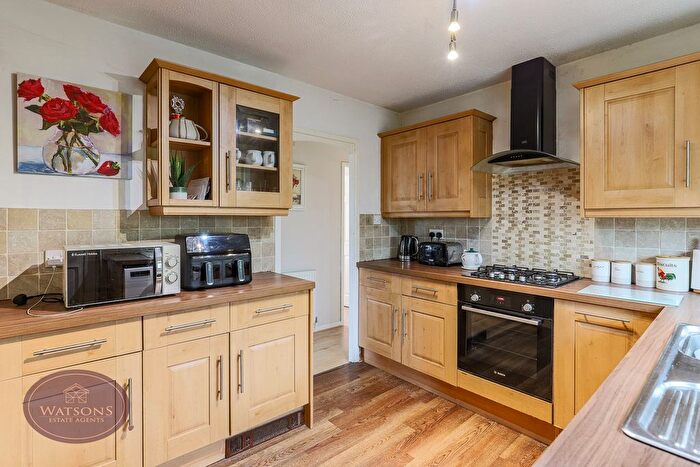 2 Bedroom Detached Bungalow For Sale In Kings Drive, Brinsley, Nottingham, NG16