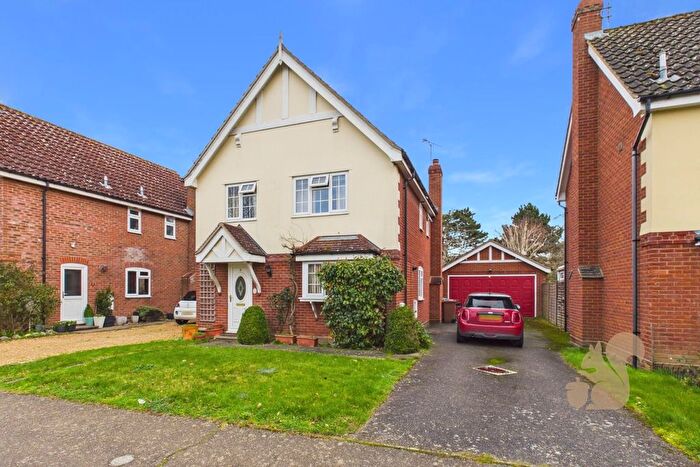 4 Bedroom Detached House For Sale In Southgate Gardens, Long Melford, CO10