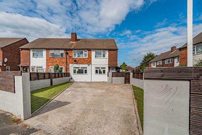 2 Bedroom Maisonette To Rent In Larch Crescent, Hayes, UB4