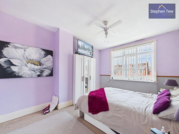 3 Bedroom End Of Terrace House For Sale In Garton Avenue, Blackpool, FY4